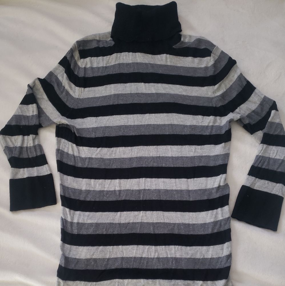 Banana Republic Women's Wool Blend Sweater